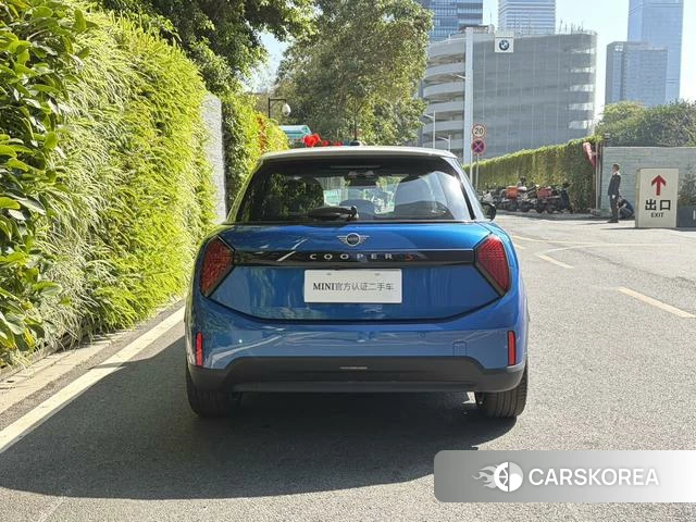 MINI Unknown 2026 Синий из Китая, фото 5