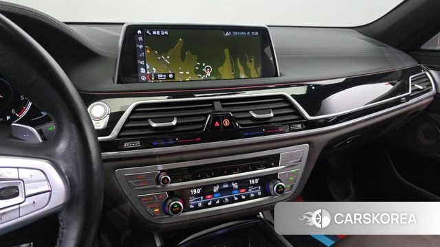 BMW 7 Series (G11) 2018 Синий из Кореи, фото 5