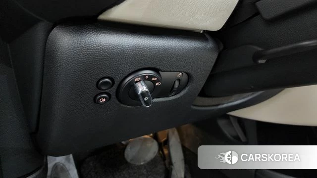 Mini Cooper S Convertible 2023 Черный из Кореи, фото 5