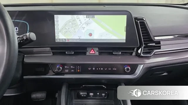 Kia Sportage 5th Generation Hybrid 2023 Белый из Кореи, фото 5