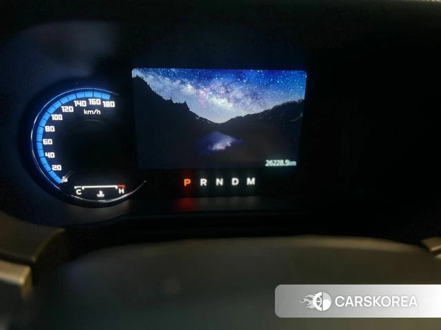 Ford Bronco 6th Generation 2024 Светло-серебряный цвет из Кореи, фото 5