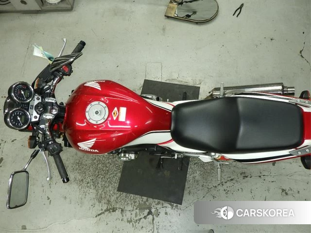 Проданный Honda CB400SF id 4184962 из Японии, фото 2