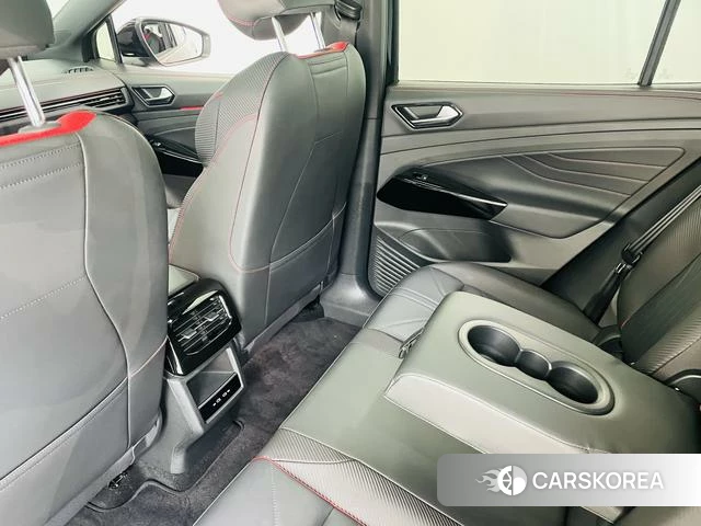 Volkswagen ID.4 X 2023 Черный из Китая, фото 5
