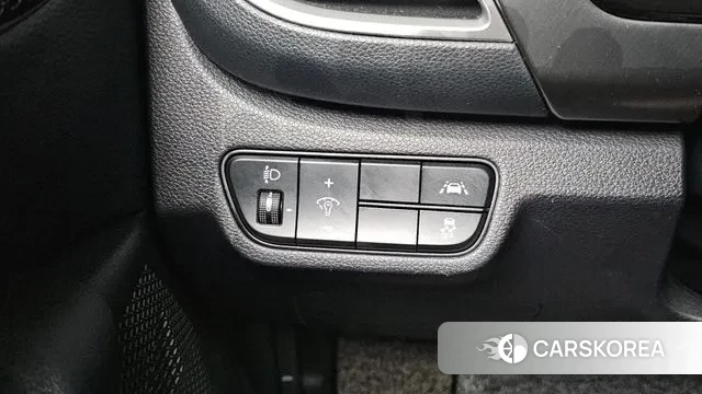 Kia Seltos 2021 Синий из Кореи, фото 5