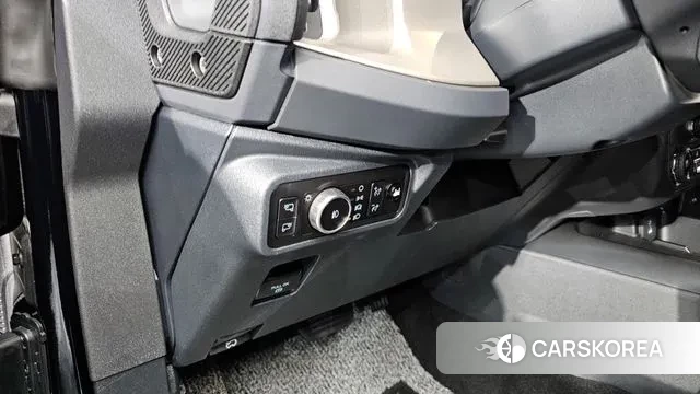 Ford Bronco 6th Generation 2025 Черный из Кореи, фото 5