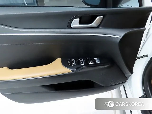 Kia K5 3rd generation 2020 Белый из Кореи, фото 5