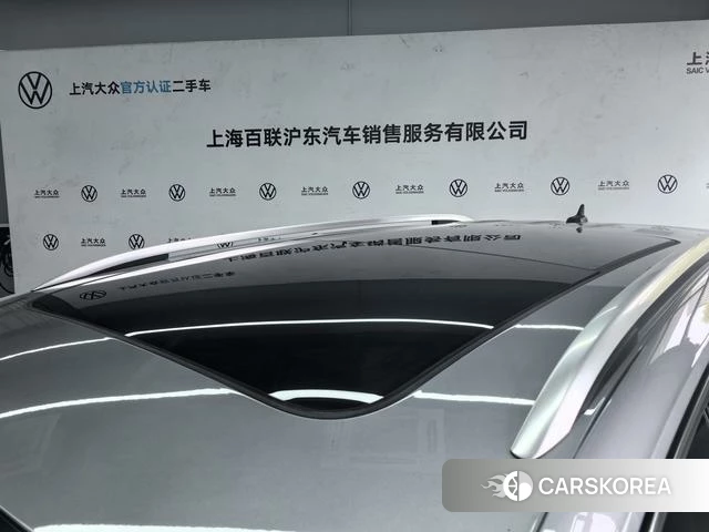 Volkswagen Tiguan L 2022 Серебристо-серый из Китая, фото 5