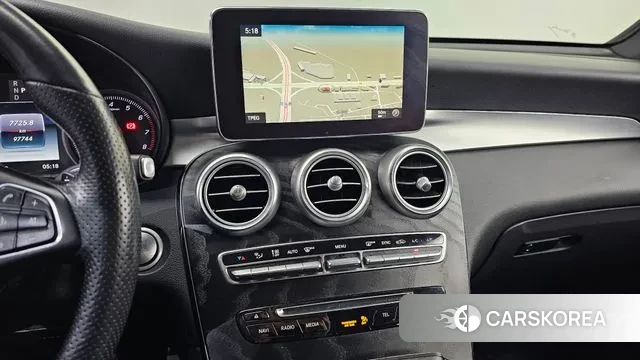 Mercedes-Benz GLC-Class X253 2019 Белый из Кореи, фото 5