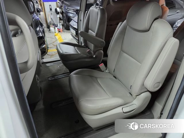 Kia The New Carnival 2019 Жемчужный цвет из Кореи, фото 5