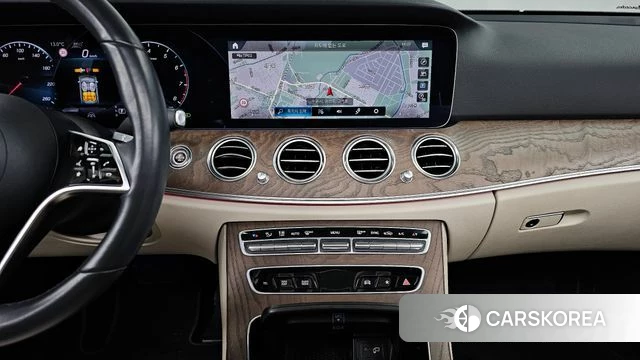 Mercedes-Benz E-Class W213 2023 Черный из Кореи, фото 5