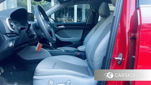 Audi A3 2020 Красный из Китая, фото 5