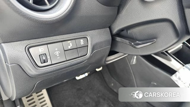 Kia The New K3 2nd generation 2023 Белый из Кореи, фото 5