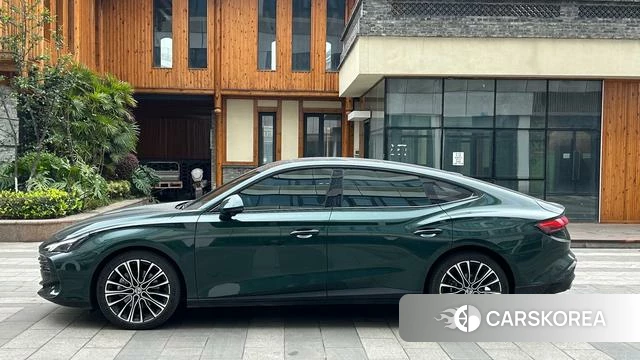MG MG7 2023 Зеленый из Китая, фото 5