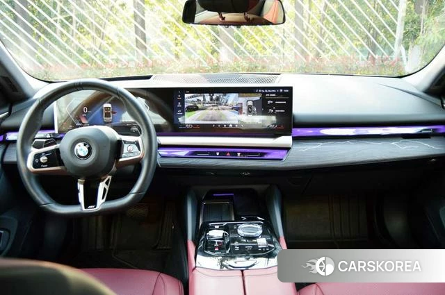 BMW 5 series 2025 Белый из Китая, фото 5