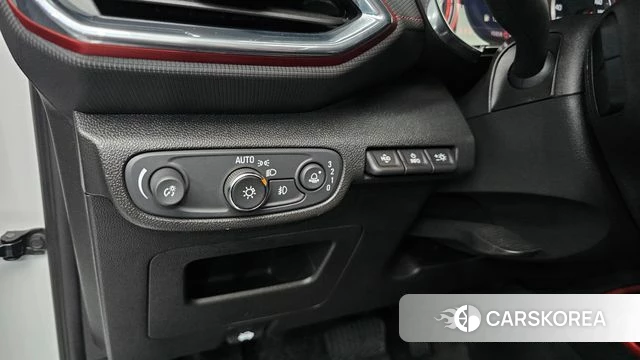 Chevrolet (GM Daewoo) Trailblazer 2020 Белый из Кореи, фото 5