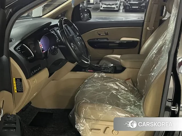 Kia The New Carnival 2019 Черный из Кореи, фото 5