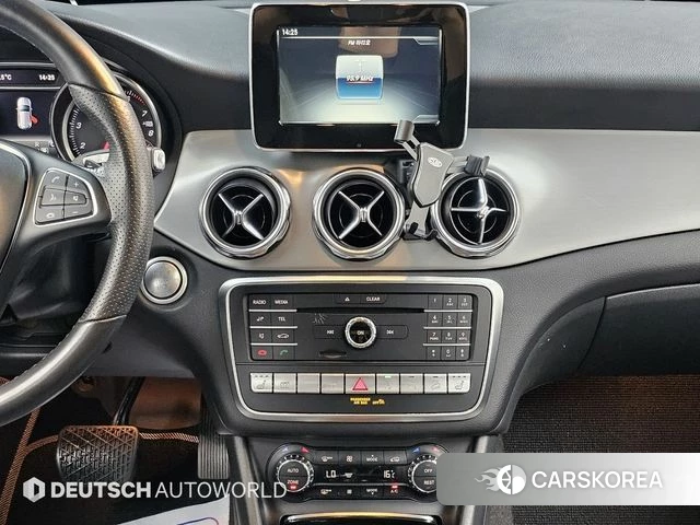 Mercedes-Benz GLA-Class X156 2018 Белый из Кореи, фото 5