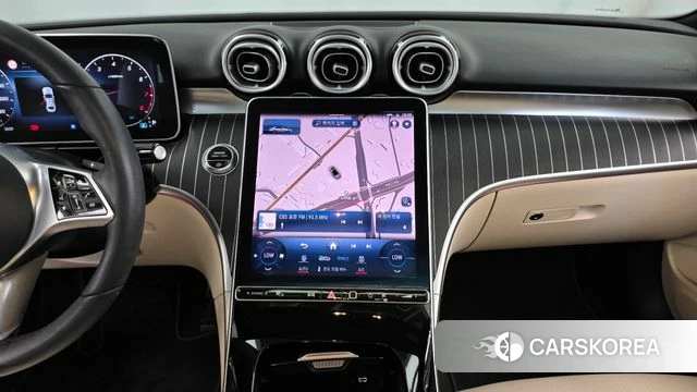 Mercedes-Benz C-Class W206 2023 Белый из Кореи, фото 5