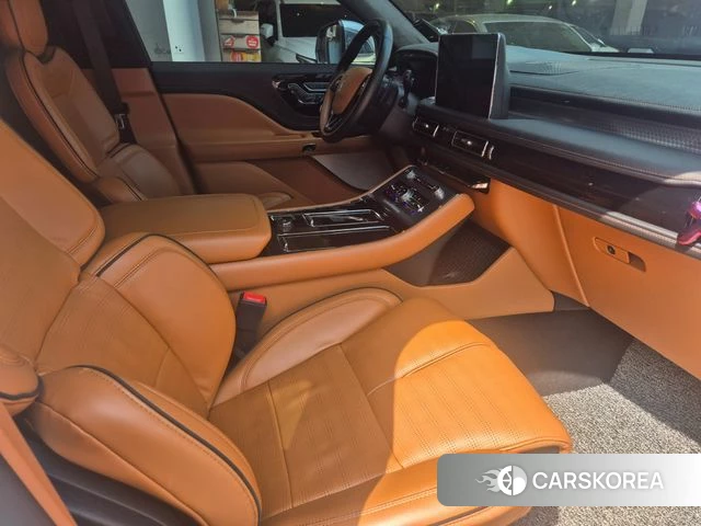 Lincoln Aviator 2nd generation 2020 Белый из Кореи, фото 5