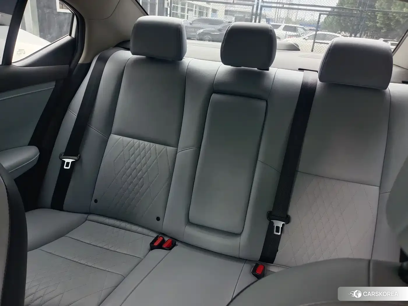Nissan Sylphy 2023 Белый из Китая, фото 5