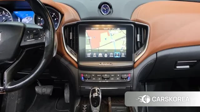 Maserati Ghibli 2018 Серый из Кореи, фото 5