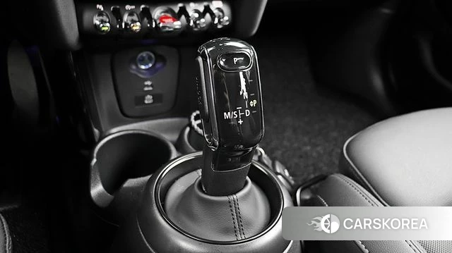 Mini Cooper 2024 Черный из Кореи, фото 5