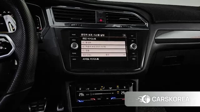 Volkswagen Tiguan second Generation 2018 Белый из Кореи, фото 5