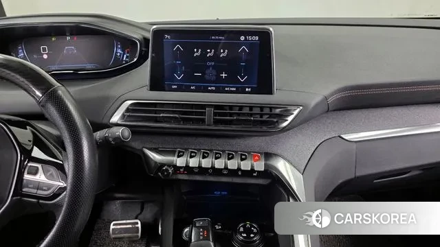 Peugeot 5008 second generation 2020 Белый из Кореи, фото 5