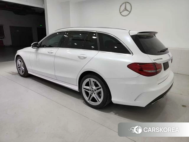 Mercedes-Benz Class C (imported) 2020 Белый из Китая, фото 5