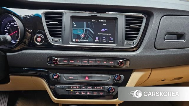 Kia The New Carnival 2019 Белый из Кореи, фото 5