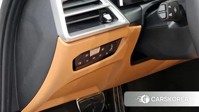 BMW 3 Series (G20) 2025 Белый из Кореи, фото 5