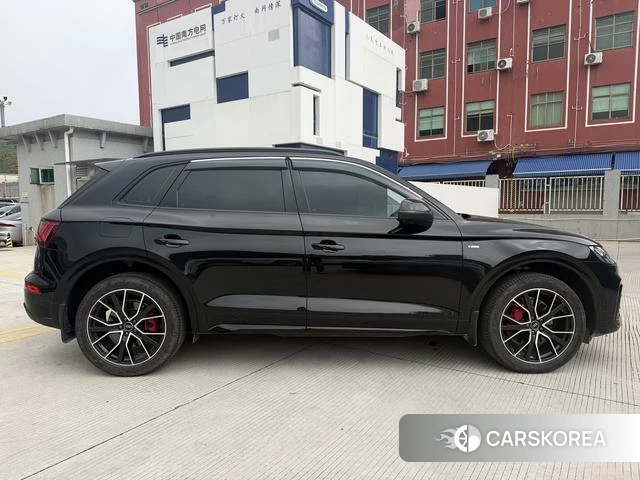 Audi Q5L 2024 Черный из Китая, фото 5