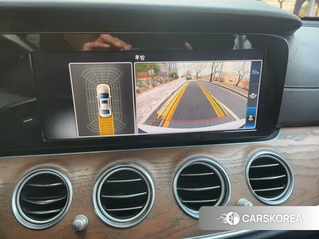 Mercedes-Benz E-Class W213 2018 Белый из Кореи, фото 5