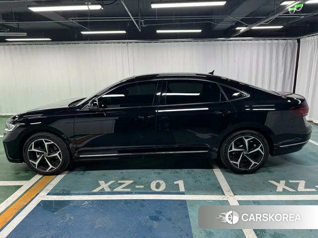 Volkswagen Passat 2025 Черный из Китая, фото 5