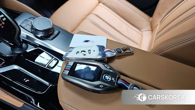 BMW 5 Series (G30) 2022 Серый из Кореи, фото 5