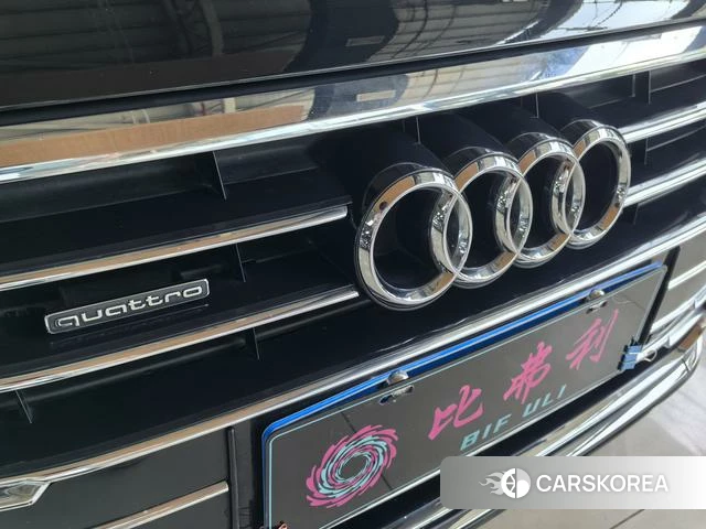 Audi A8 2021 Черный из Китая, фото 5