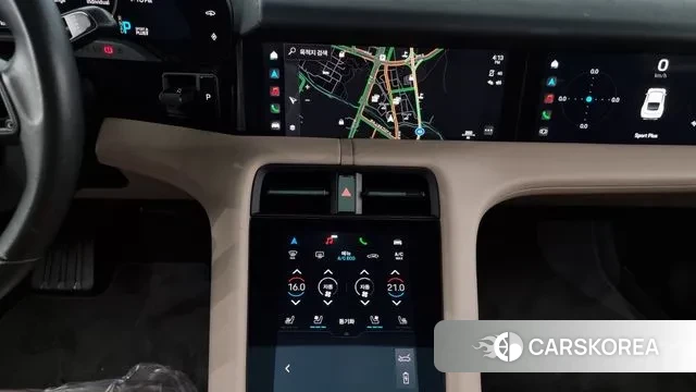 Porsche Taycan id 3075724 из Кореи 5