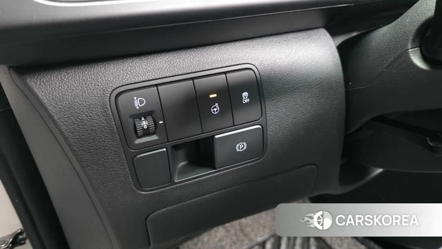 Hyundai Staria 2023 Белый из Кореи, фото 5