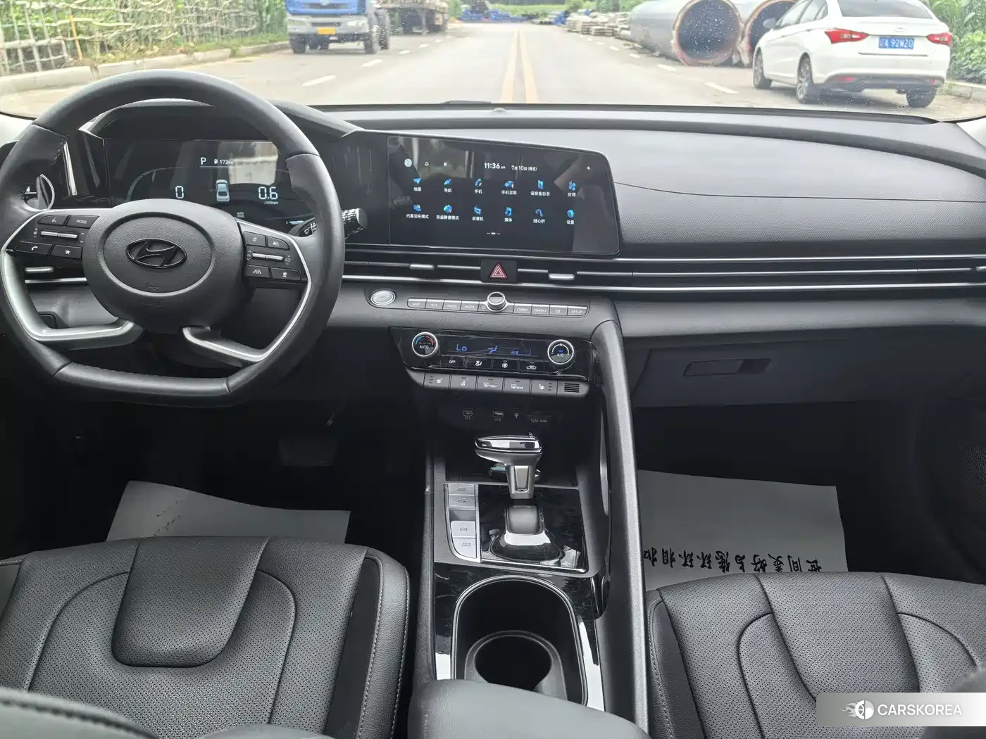Hyundai Elantra 2023 Белый из Китая, фото 5