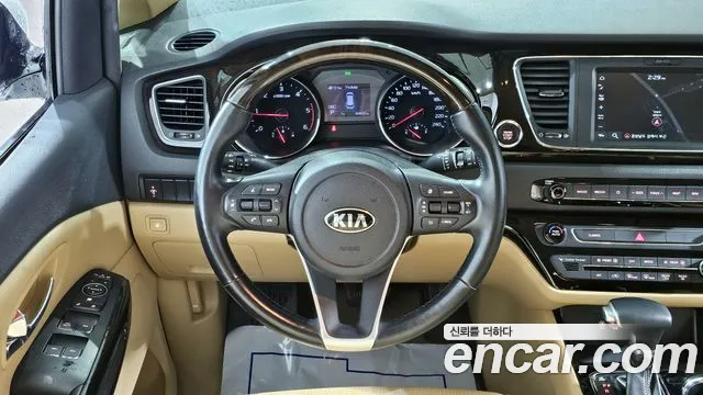 Kia The New Carnival id 2396936 из Кореи 5