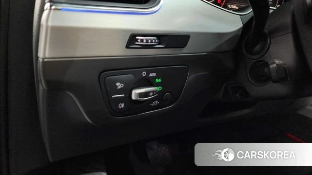 Audi Q7 (4M) 2019 Белый из Кореи, фото 5