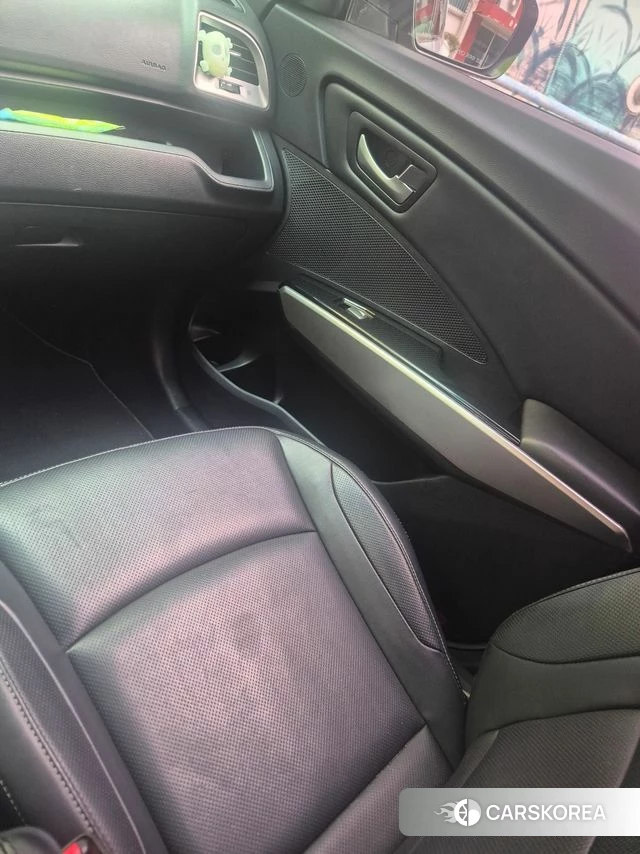 Ssangyong Tivoli Armor 2019 Серебряный из Кореи, фото 5