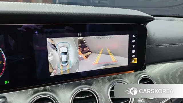 Mercedes-Benz E-Class W213 2022 Белый из Кореи, фото 5