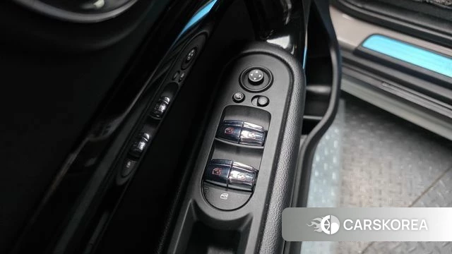 Mini Cooper Countryman 2022 Песочный из Кореи, фото 5