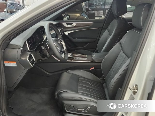 Audi A6 (C8) 2024 Белый из Кореи, фото 5