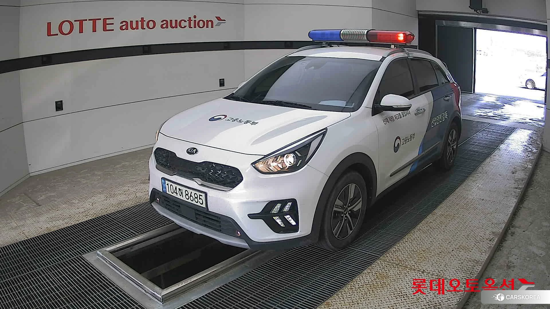 Kia Niro Hybrid 2021 Белый из Кореи, фото 5