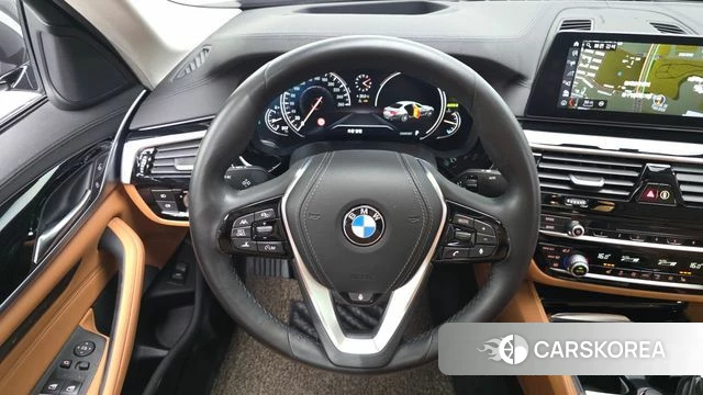 BMW 5 Series (G30) 2018 Серый из Кореи, фото 5