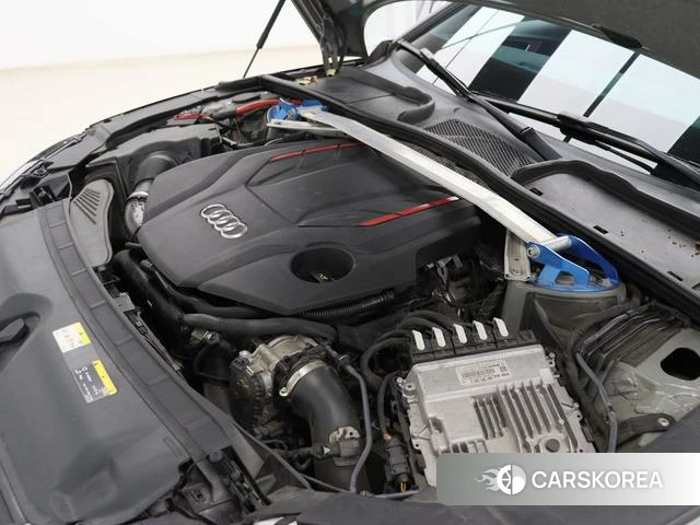 Audi S4 2021 Серебристо-серый из Китая, фото 5