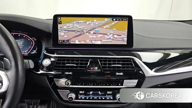 BMW 5 Series (G30) 2021 Синий из Кореи, фото 5