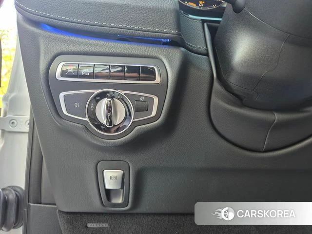 Mercedes-Benz G-Class W463b 2024 Белый из Кореи, фото 5